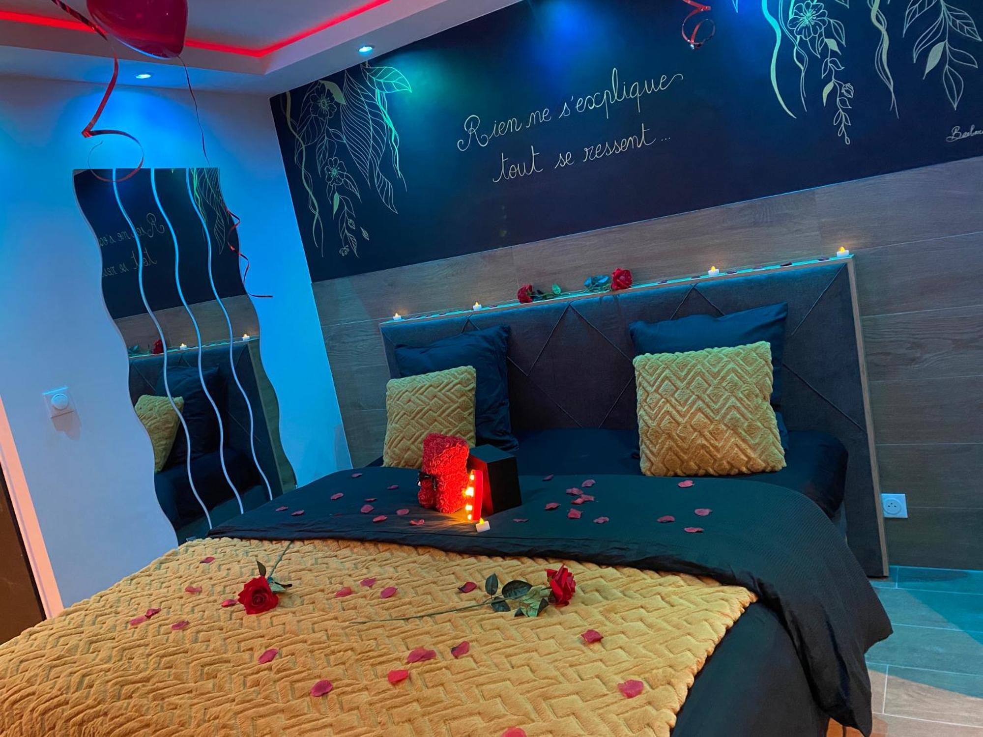 Loveroom - Spicy - Situee Entre Et Cannes, Alpes Maritimes Apartment Villeneuve-Loubet